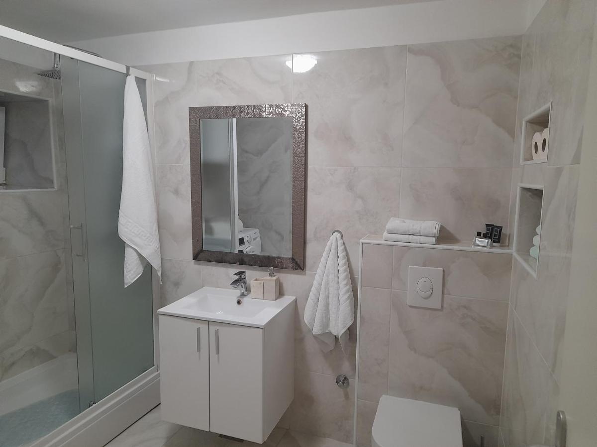 Nautica Free Parking Apartman Šibenik Kültér fotó