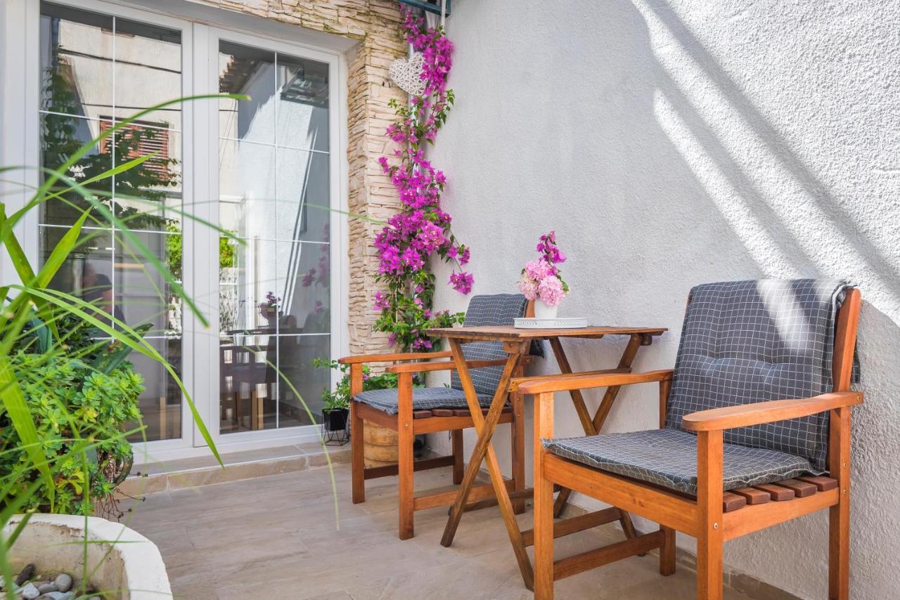 Nautica Free Parking Apartman Šibenik Kültér fotó