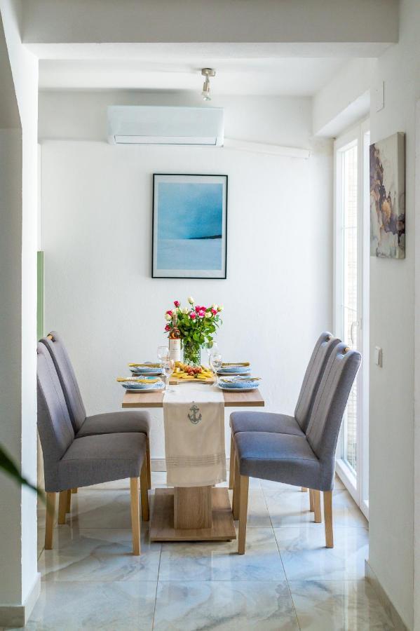 Nautica Free Parking Apartman Šibenik Kültér fotó
