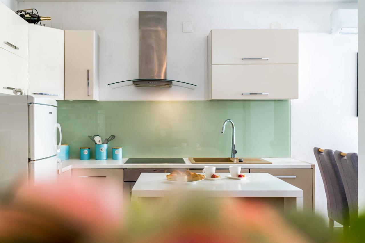 Nautica Free Parking Apartman Šibenik Kültér fotó